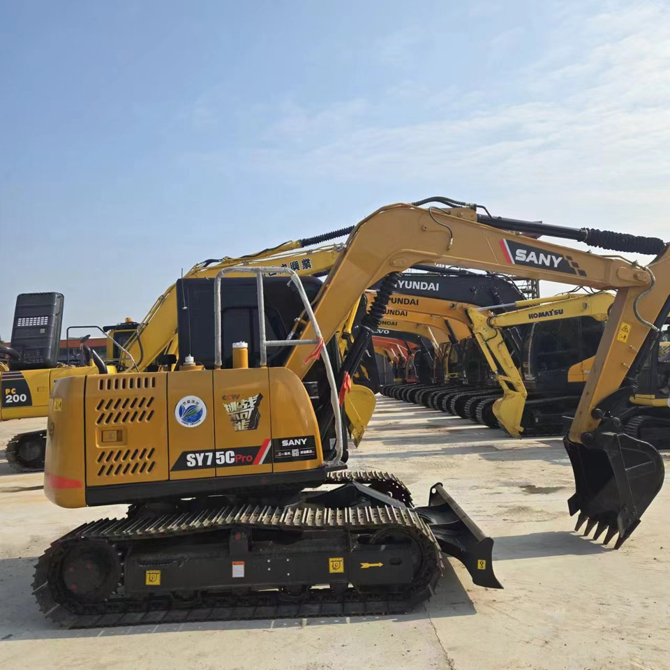 SANY SY75C - 小型挖掘机:图1 SANY SY75C - 小型挖掘机:图1