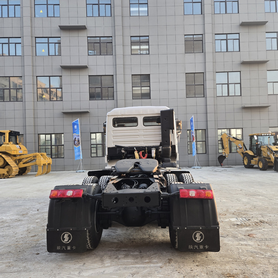 牵引车 SHACMAN F3000：图6