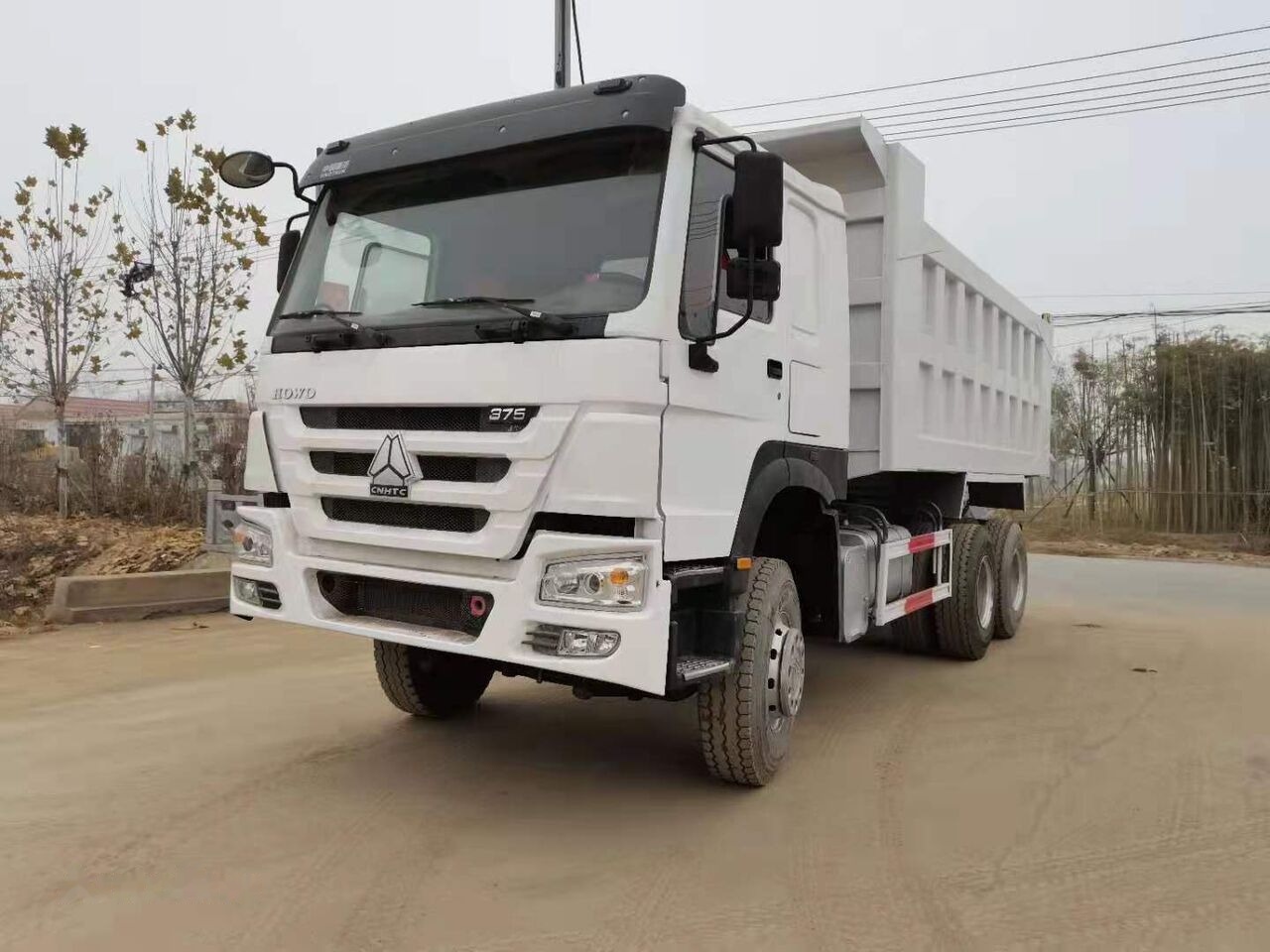 Sinotruk HOWO 6*4 Dump truck - 翻斗车:图4 Sinotruk HOWO 6*4 Dump truck - 翻斗车:图4