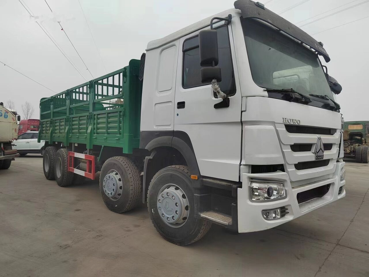 Sinotruk HOWO 8*4 Fence Truck - 栏板式/ 平板卡车:图3 Sinotruk HOWO 8*4 Fence Truck - 栏板式/ 平板卡车:图3