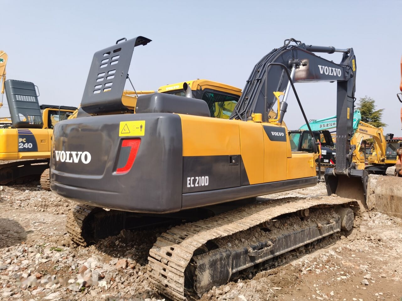 Volvo EC210D - 履带式挖掘机:图2 Volvo EC210D - 履带式挖掘机:图2