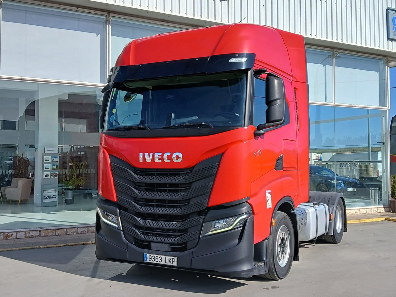 Cabeza Tractora IVECO 460 AUTOMATICO CON INTARDER - 牵引车:图1 Cabeza Tractora IVECO 460 AUTOMATICO CON INTARDER - 牵引车:图1
