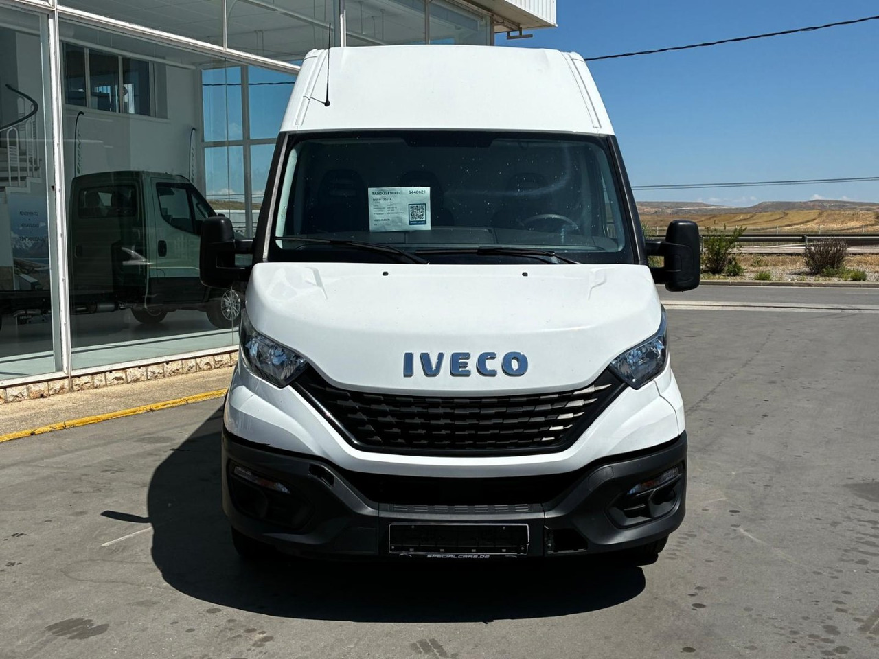 Furgón IVECO 35S14 V 16m3 - 无侧窗厢式货车:图2 Furgón IVECO 35S14 V 16m3 - 无侧窗厢式货车:图2