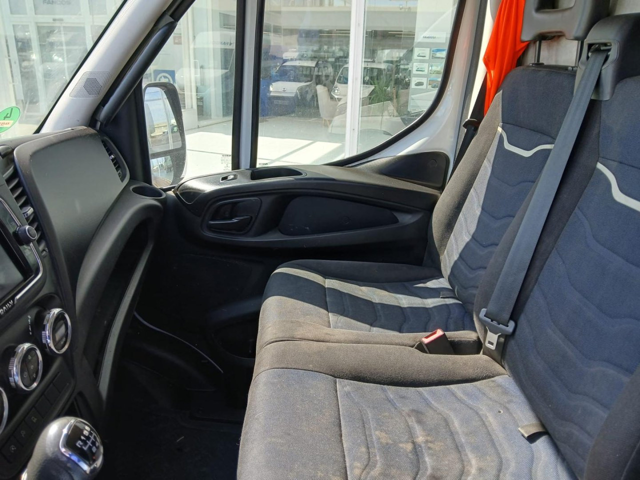 Furgón IVECO 35S16 V 12m3 租赁 Furgón IVECO 35S16 V 12m3:图8 Furgón IVECO 35S16 V 12m3 租赁 Furgón IVECO 35S16 V 12m3:图8