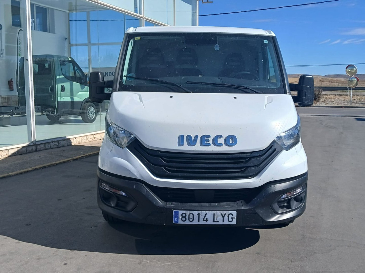 Furgón IVECO 35S16 V 9m3 - 无侧窗厢式货车:图2 Furgón IVECO 35S16 V 9m3 - 无侧窗厢式货车:图2