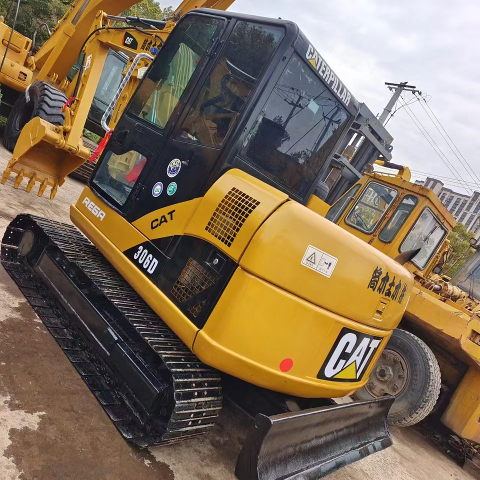 CAT 306D - 小型挖掘机:图1 CAT 306D - 小型挖掘机:图1