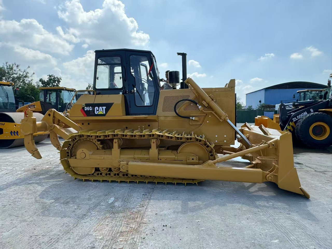 CAT D6G - 推土机:图3 CAT D6G - 推土机:图3