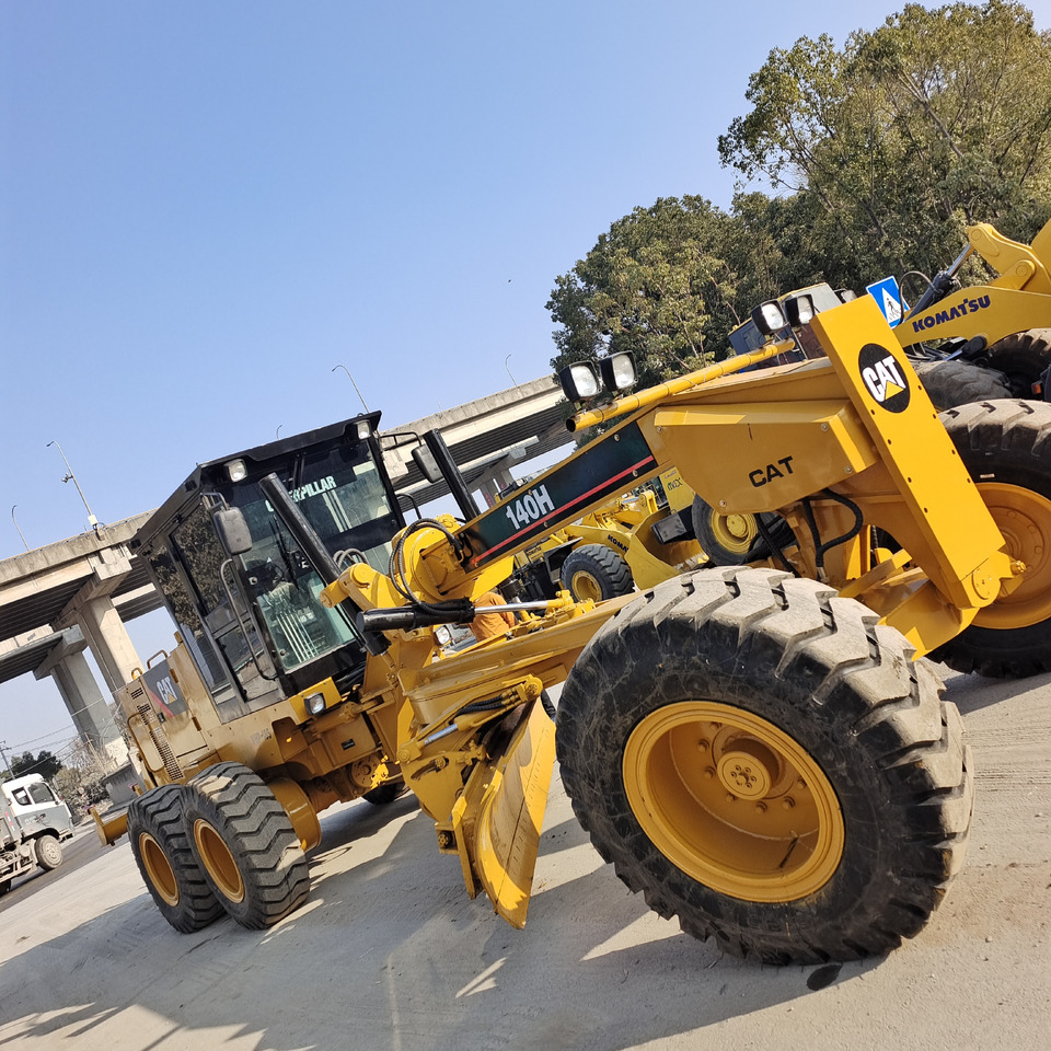 CATERPILLAR 140H CAT 140K 140G - 平路机:图1 CATERPILLAR 140H CAT 140K 140G - 平路机:图1