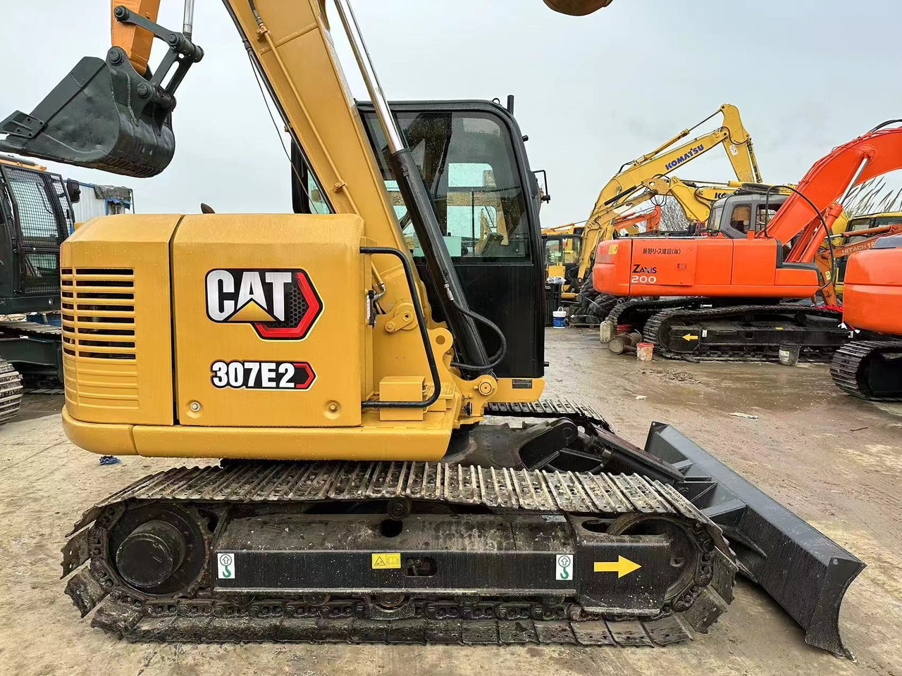 CATERPILLAR 307 E2 - 小型挖掘机:图1 CATERPILLAR 307 E2 - 小型挖掘机:图1