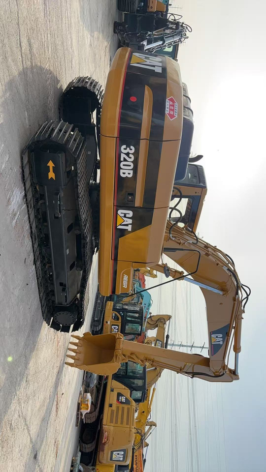 CATERPILLAR 320BL CAT 320 BL 320CL 320D2L - 履带式挖掘机:图4 CATERPILLAR 320BL CAT 320 BL 320CL 320D2L - 履带式挖掘机:图4