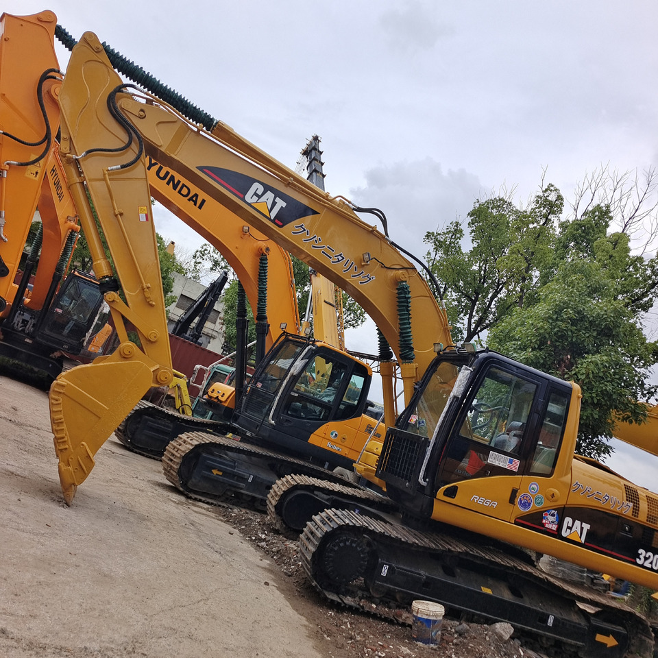 CATERPILLAR 320CL CAT 320 CL 320BL 320D2L - 履带式挖掘机:图1 CATERPILLAR 320CL CAT 320 CL 320BL 320D2L - 履带式挖掘机:图1