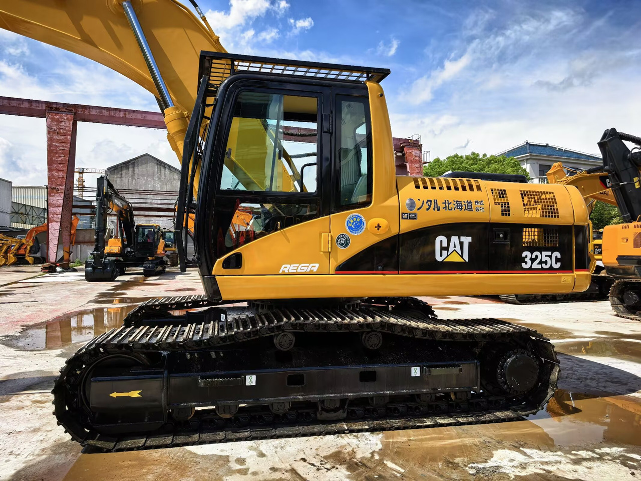 CATERPILLAR 325C - 履带式挖掘机:图1 CATERPILLAR 325C - 履带式挖掘机:图1