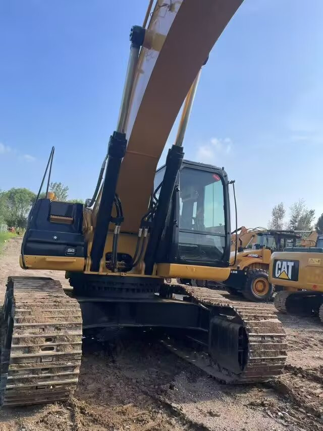 CATERPILLAR 336D 2 L CAT 336D2L - 履带式挖掘机:图4 CATERPILLAR 336D 2 L CAT 336D2L - 履带式挖掘机:图4