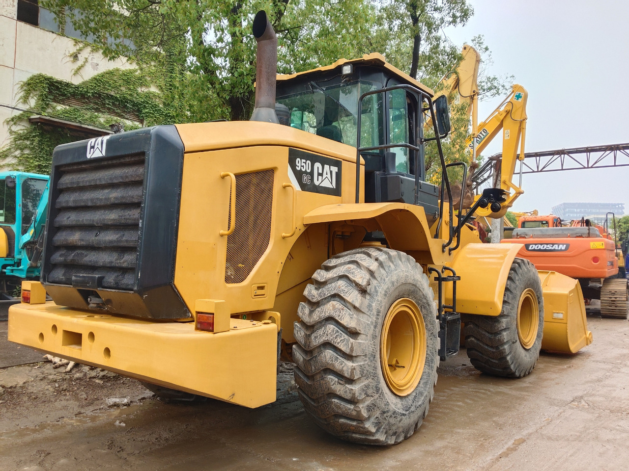 CATERPILLAR 950GC CAT 966H 950H - 轮式装载机:图1 CATERPILLAR 950GC CAT 966H 950H - 轮式装载机:图1