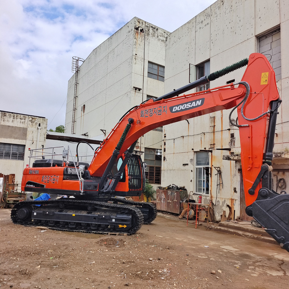 DOOSAN DX 340 LCA DX340LC-9C - 履带式挖掘机:图2 DOOSAN DX 340 LCA DX340LC-9C - 履带式挖掘机:图2