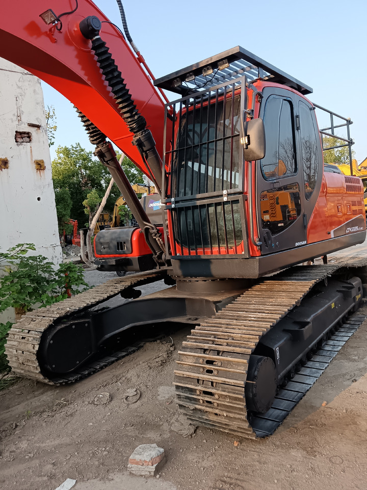 DOOSAN DX225 LC - 9C DX 225 LCA DX300 DX340 - 履带式挖掘机:图5 DOOSAN DX225 LC - 9C DX 225 LCA DX300 DX340 - 履带式挖掘机:图5