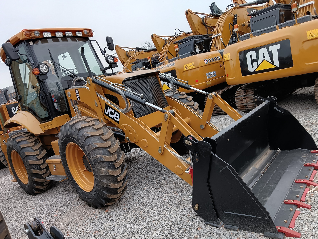 JCB 4CX - 反铲装载机:图1 JCB 4CX - 反铲装载机:图1