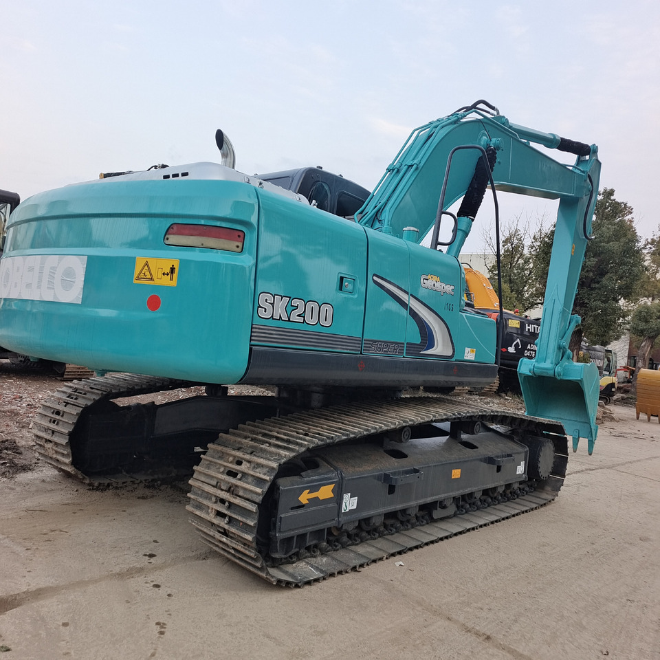 KOBELCO SK 200-8 - 履带式挖掘机:图4 KOBELCO SK 200-8 - 履带式挖掘机:图4