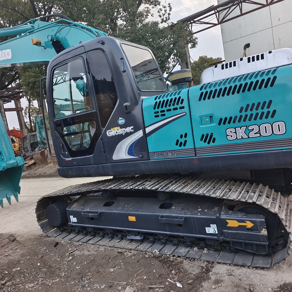 KOBELCO SK 200-8 - 履带式挖掘机:图1 KOBELCO SK 200-8 - 履带式挖掘机:图1
