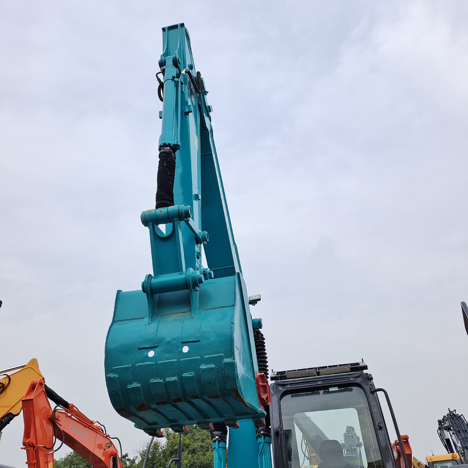 KOBELCO SK140 - 履带式挖掘机:图3 KOBELCO SK140 - 履带式挖掘机:图3
