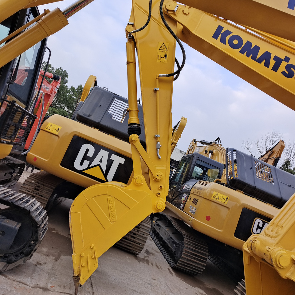 KOMATSU PC 210 LC - 履带式挖掘机:图2 KOMATSU PC 210 LC - 履带式挖掘机:图2