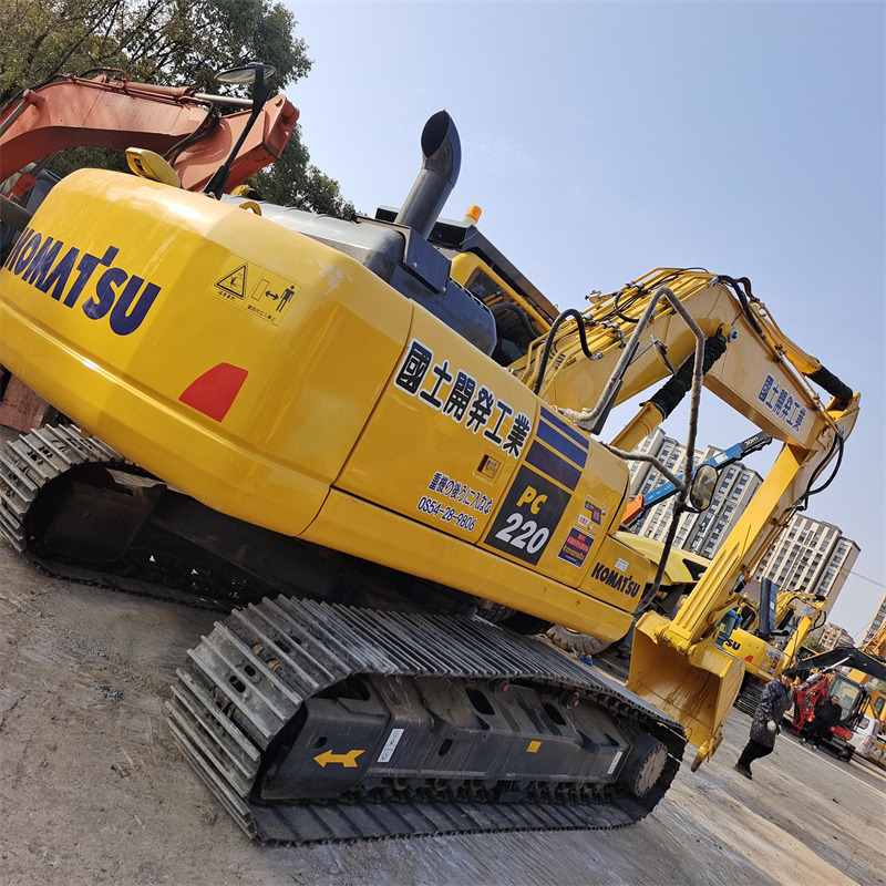 KOMATSU PC 220-8 N1 PC220 - 8 PC200-8 - 履带式挖掘机:图2 KOMATSU PC 220-8 N1 PC220 - 8 PC200-8 - 履带式挖掘机:图2
