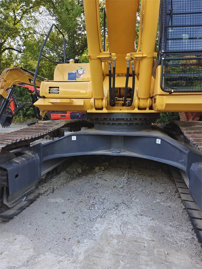 KOMATSU PC 400 - 8 - 履带式挖掘机:图4 KOMATSU PC 400 - 8 - 履带式挖掘机:图4