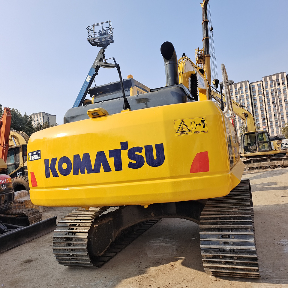 KOMATSU PC200-8 PC 200 - 8 - 履带式挖掘机:图2 KOMATSU PC200-8 PC 200 - 8 - 履带式挖掘机:图2