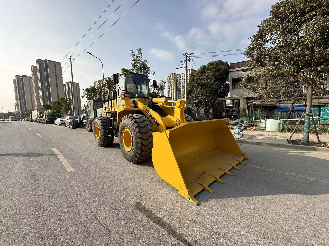 KOMATSU WA380 - 轮式装载机:图4 KOMATSU WA380 - 轮式装载机:图4