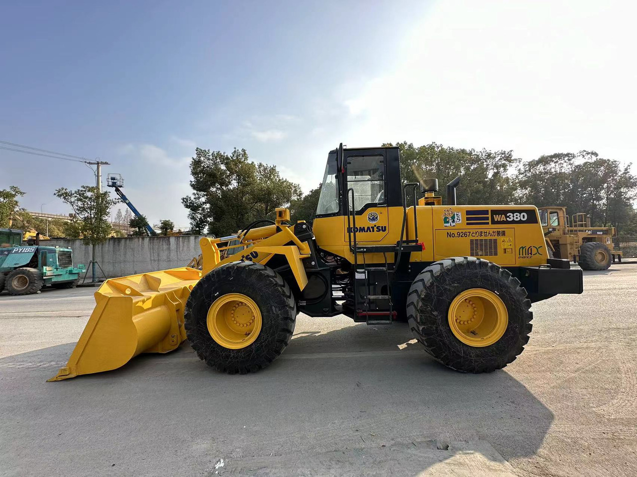 KOMATSU WA380 - 轮式装载机:图2 KOMATSU WA380 - 轮式装载机:图2