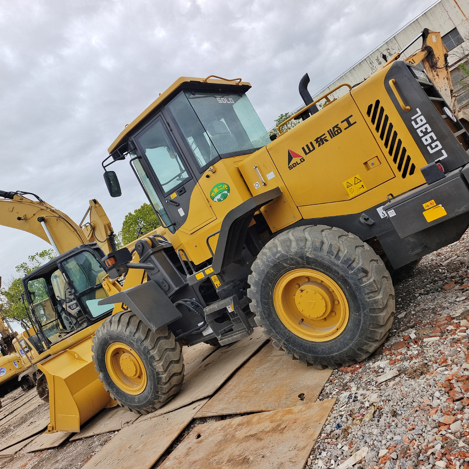 SDLG 936L 956L 956F 958L 958F 968L 968F - 轮式装载机:图1 SDLG 936L 956L 956F 958L 958F 968L 968F - 轮式装载机:图1