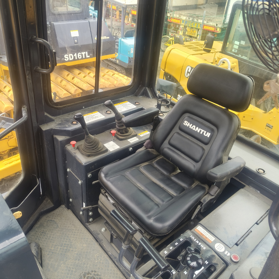 SHANTUI SD16 SD 16 WITH RIPPER SD22 SD32 - 推土机:图4 SHANTUI SD16 SD 16 WITH RIPPER SD22 SD32 - 推土机:图4