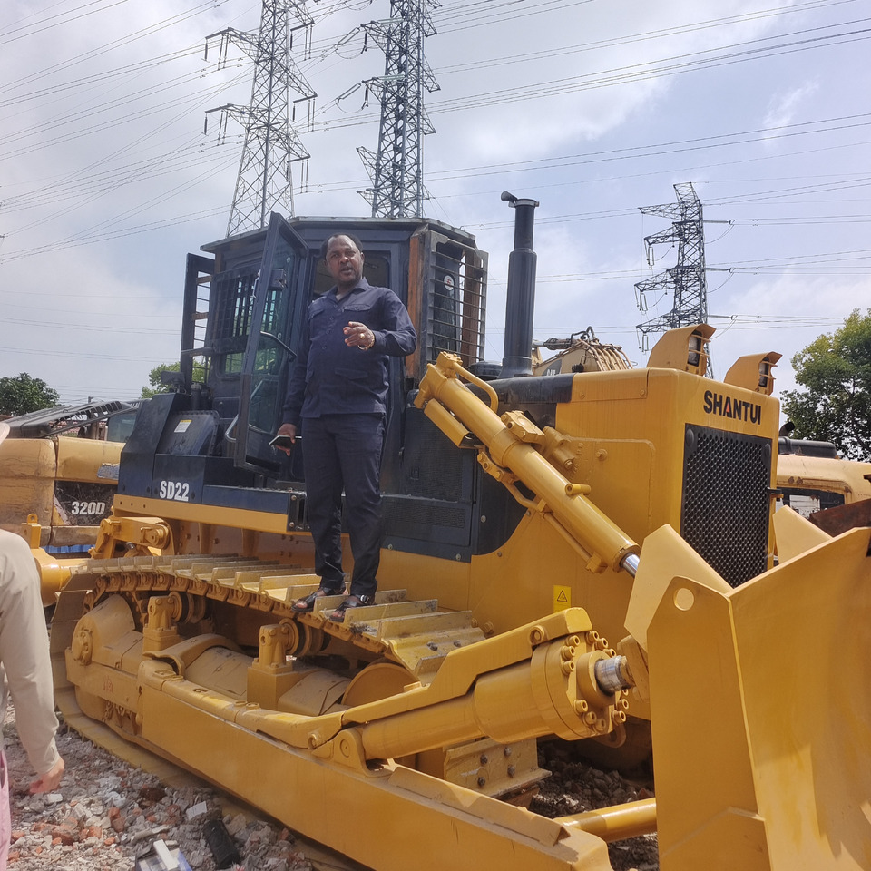 SHANTUI SD22 WITH CLEARING RAKE Customizable - 履带式挖掘机:图5 SHANTUI SD22 WITH CLEARING RAKE Customizable - 履带式挖掘机:图5