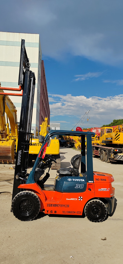 TOYOTA FD 30 - 叉车:图3 TOYOTA FD 30 - 叉车:图3