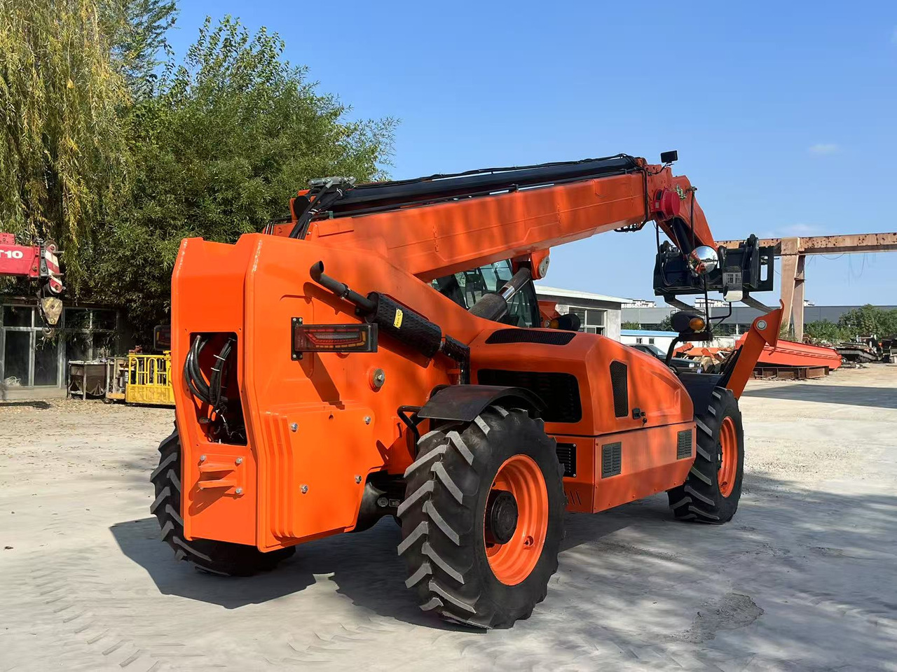 XCMG 17.5 METER BRAND NEW - 伸缩臂叉装车:图5 XCMG 17.5 METER BRAND NEW - 伸缩臂叉装车:图5