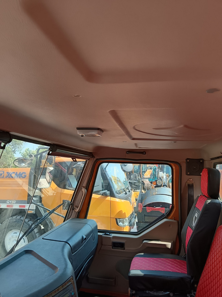 移动式起重机 XCMG QY70K 70 TON：图7