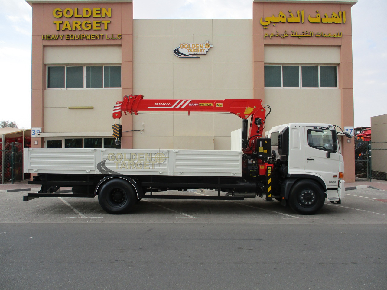 HINO 500 1625 4x2 with SANY PALFINGER SPS16000 Crane - 起重车:图5 HINO 500 1625 4x2 with SANY PALFINGER SPS16000 Crane - 起重车:图5