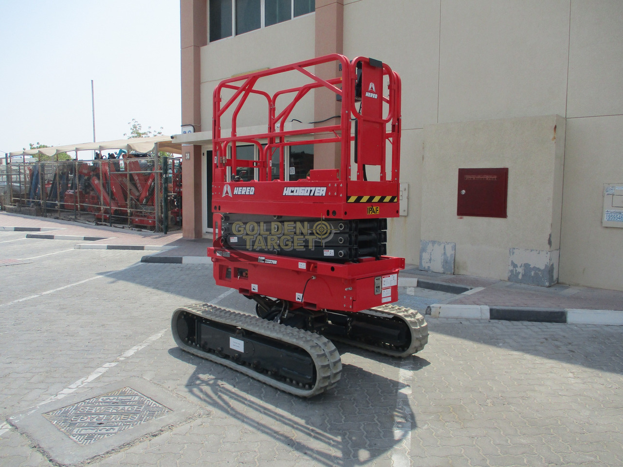 Hered HC0607EA Auto Level Crawler Scissor Lift - 剪式升降机:图1 Hered HC0607EA Auto Level Crawler Scissor Lift - 剪式升降机:图1