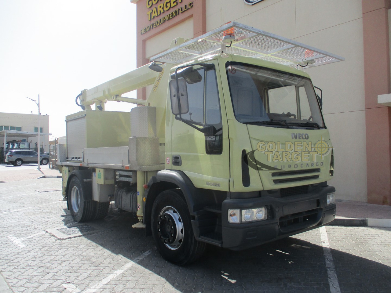 Iveco EURO CARGO 180E28 4x2 PALFINGER P180 Manlift - 车载空中平台:图1 Iveco EURO CARGO 180E28 4x2 PALFINGER P180 Manlift - 车载空中平台:图1