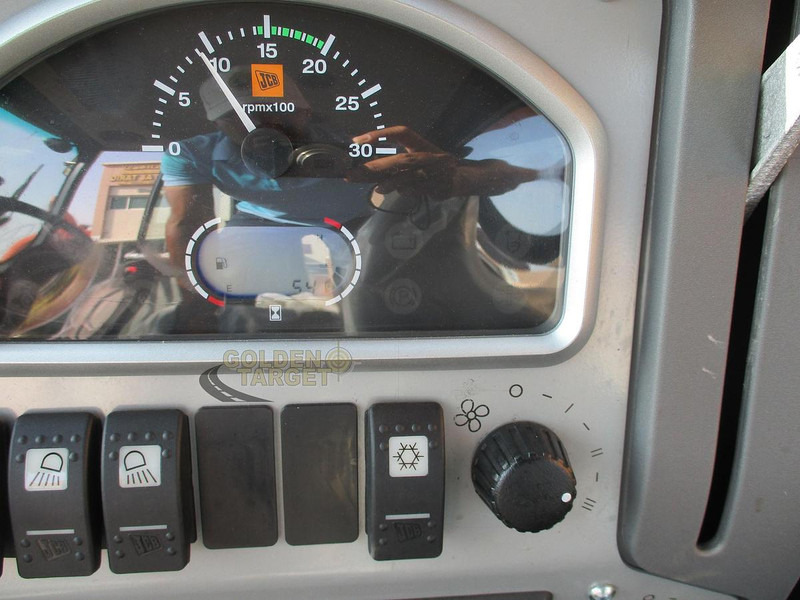 新的 装载机 JCB 3DX Plus 4x4 Backhoe Loader:图19 新的 装载机 JCB 3DX Plus 4x4 Backhoe Loader:图19