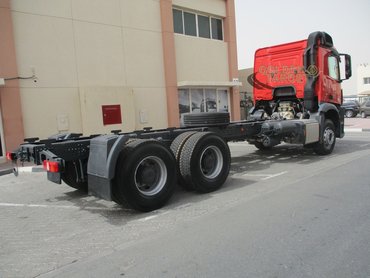 MERCEDES-BENZ Arocs 3348 6x4 Chassis - 驾驶室底盘卡车:图3 MERCEDES-BENZ Arocs 3348 6x4 Chassis - 驾驶室底盘卡车:图3