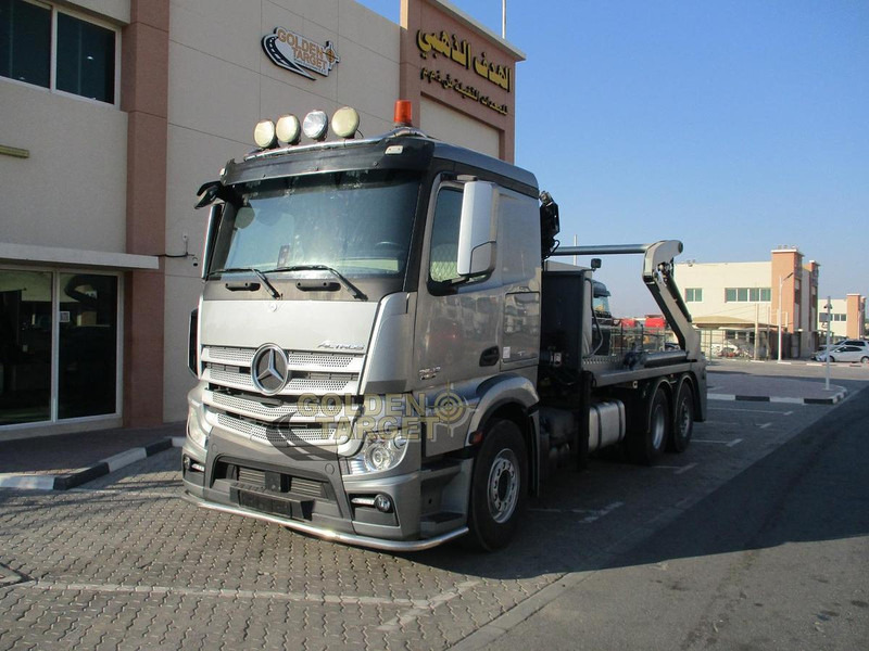 Mercedes-Benz 2642 6×2 Double Skip Loader with HIAB Crane - 装载机:图1 Mercedes-Benz 2642 6×2 Double Skip Loader with HIAB Crane - 装载机:图1