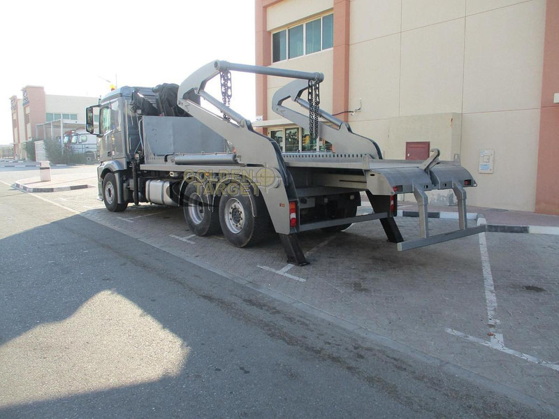 Mercedes-Benz 2642 6×2 Double Skip Loader with HIAB Crane - 装载机:图5 Mercedes-Benz 2642 6×2 Double Skip Loader with HIAB Crane - 装载机:图5