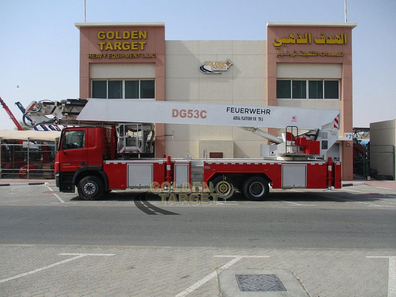 Mercedes-Benz Actros 3332 - 空中平台:图5 Mercedes-Benz Actros 3332 - 空中平台:图5