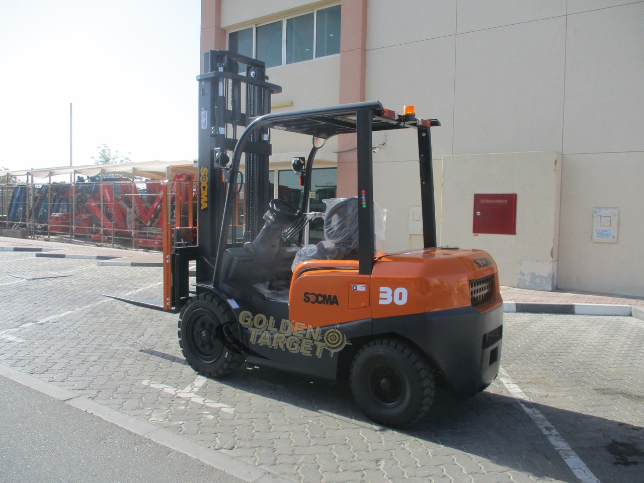 SOCMA HNF-30 Forklift - 柴油叉车:图4 SOCMA HNF-30 Forklift - 柴油叉车:图4