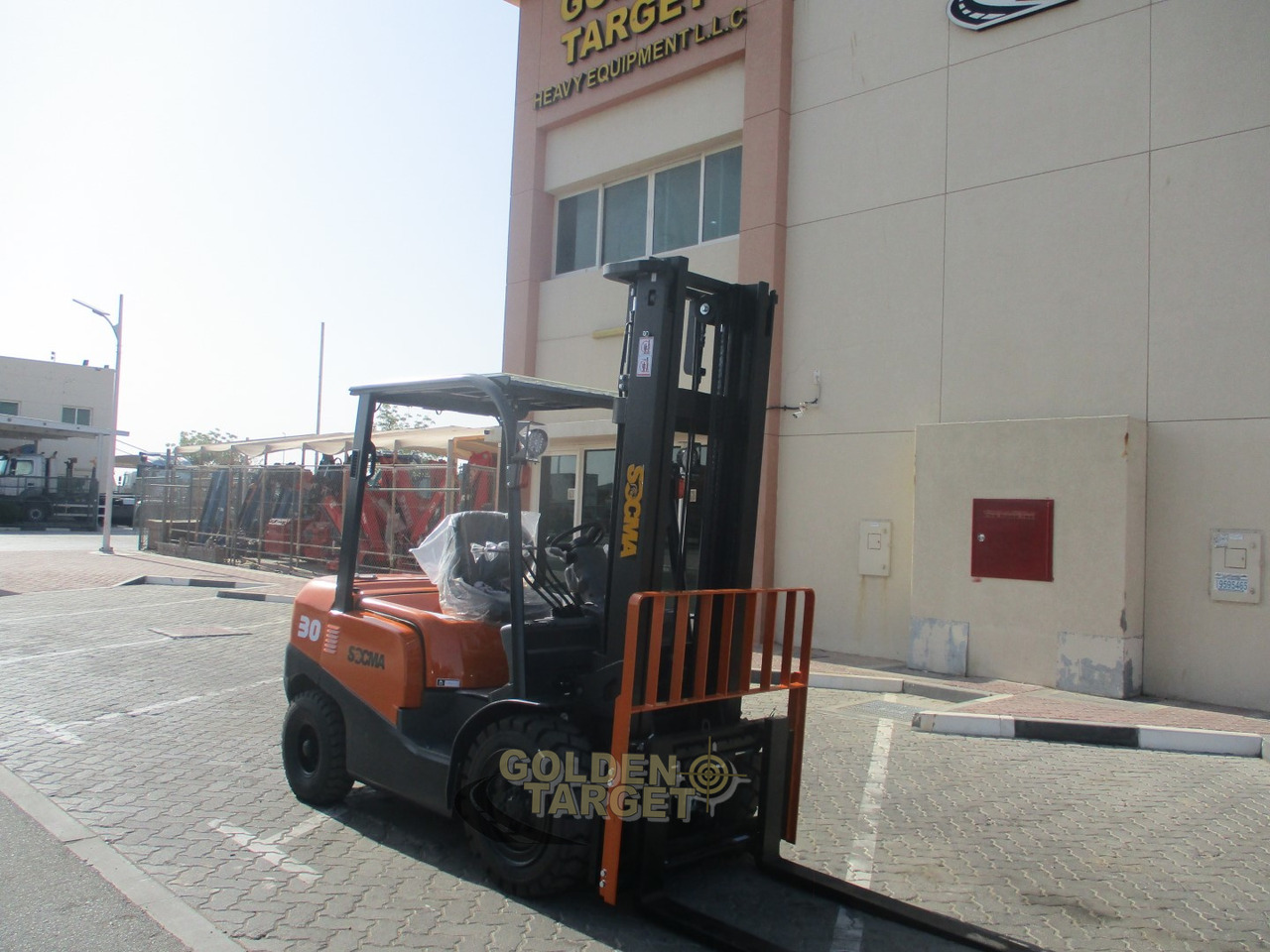 SOCMA HNF-30 Forklift - 柴油叉车:图1 SOCMA HNF-30 Forklift - 柴油叉车:图1