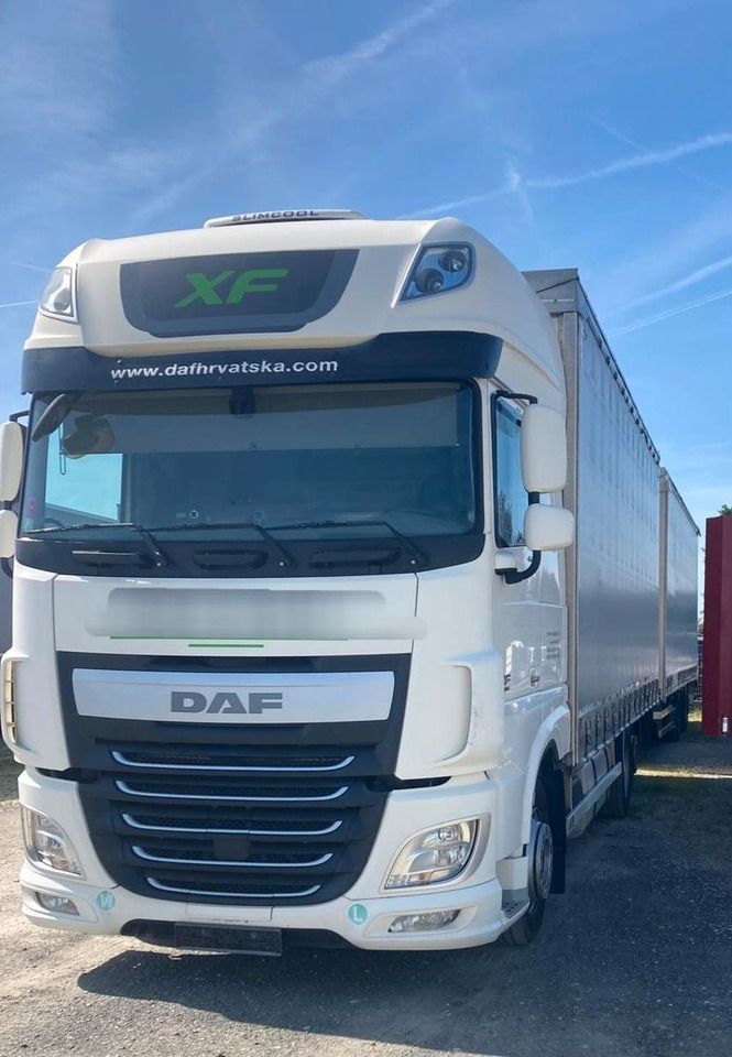 DAF XF 460 SSC 6x2 tandem jumbo - 侧帘卡车:图1 DAF XF 460 SSC 6x2 tandem jumbo - 侧帘卡车:图1