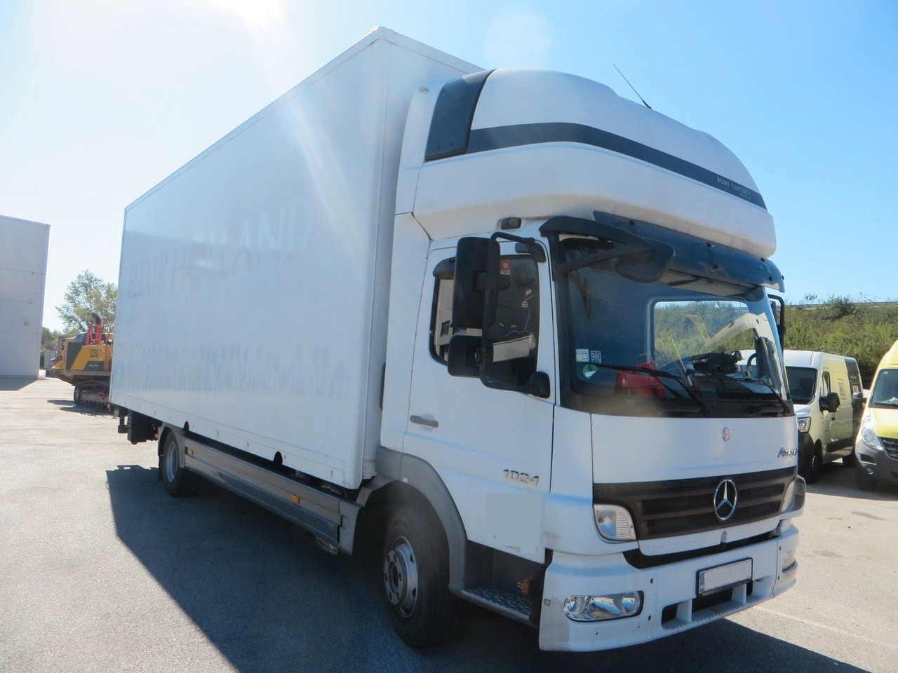 Mercedes-Benz Atego 1024 Box body with tail lift - 厢式卡车:图2 Mercedes-Benz Atego 1024 Box body with tail lift - 厢式卡车:图2