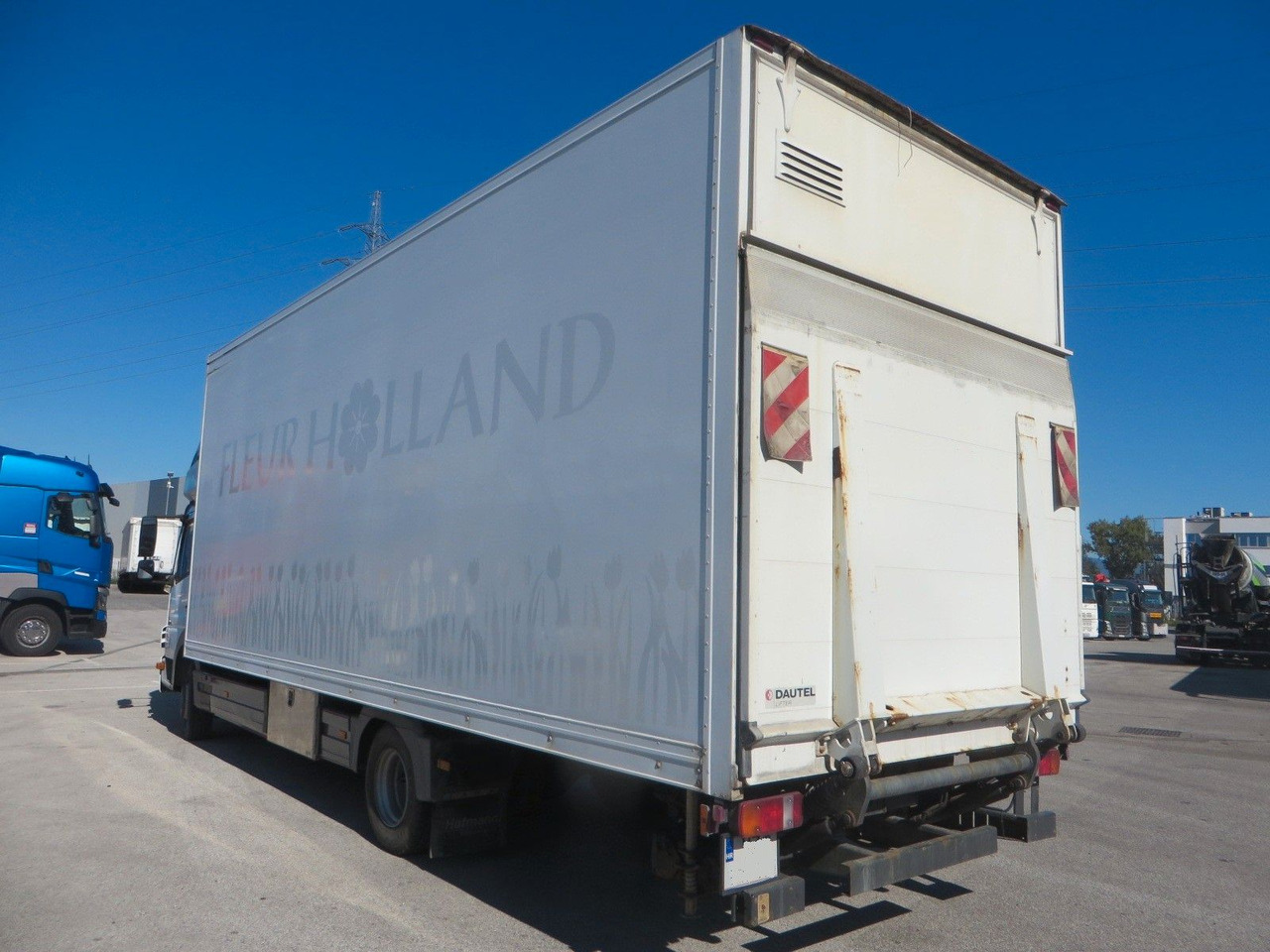 Mercedes-Benz Atego 1024 Box body with tail lift - 厢式卡车:图4 Mercedes-Benz Atego 1024 Box body with tail lift - 厢式卡车:图4
