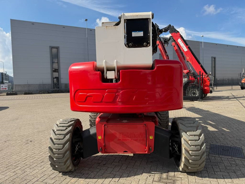 Niftylift HR 28 - 铰接臂:图3 Niftylift HR 28 - 铰接臂:图3